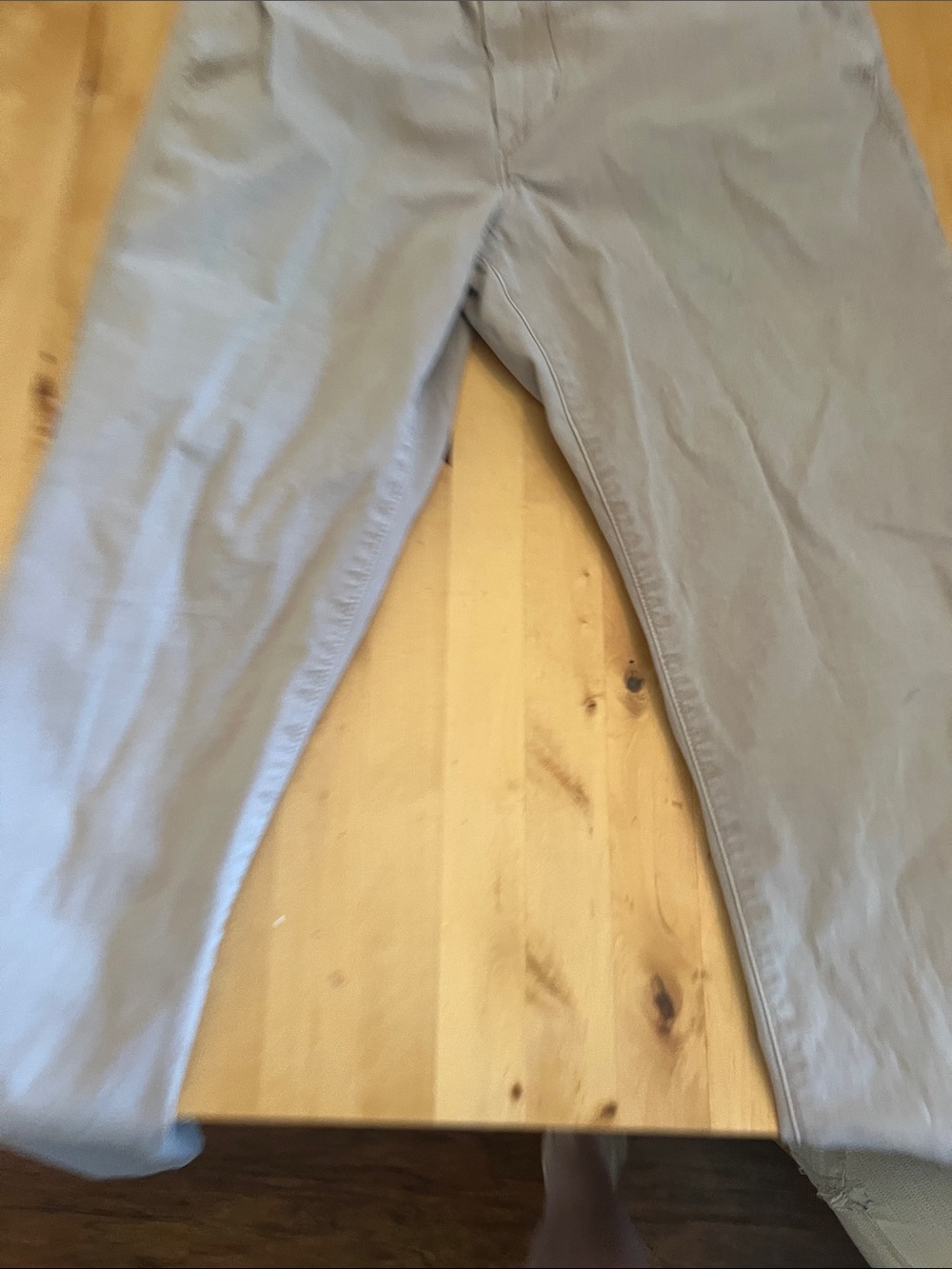 American Eagle Outfitters Men's Chino Pants in Light Taupe